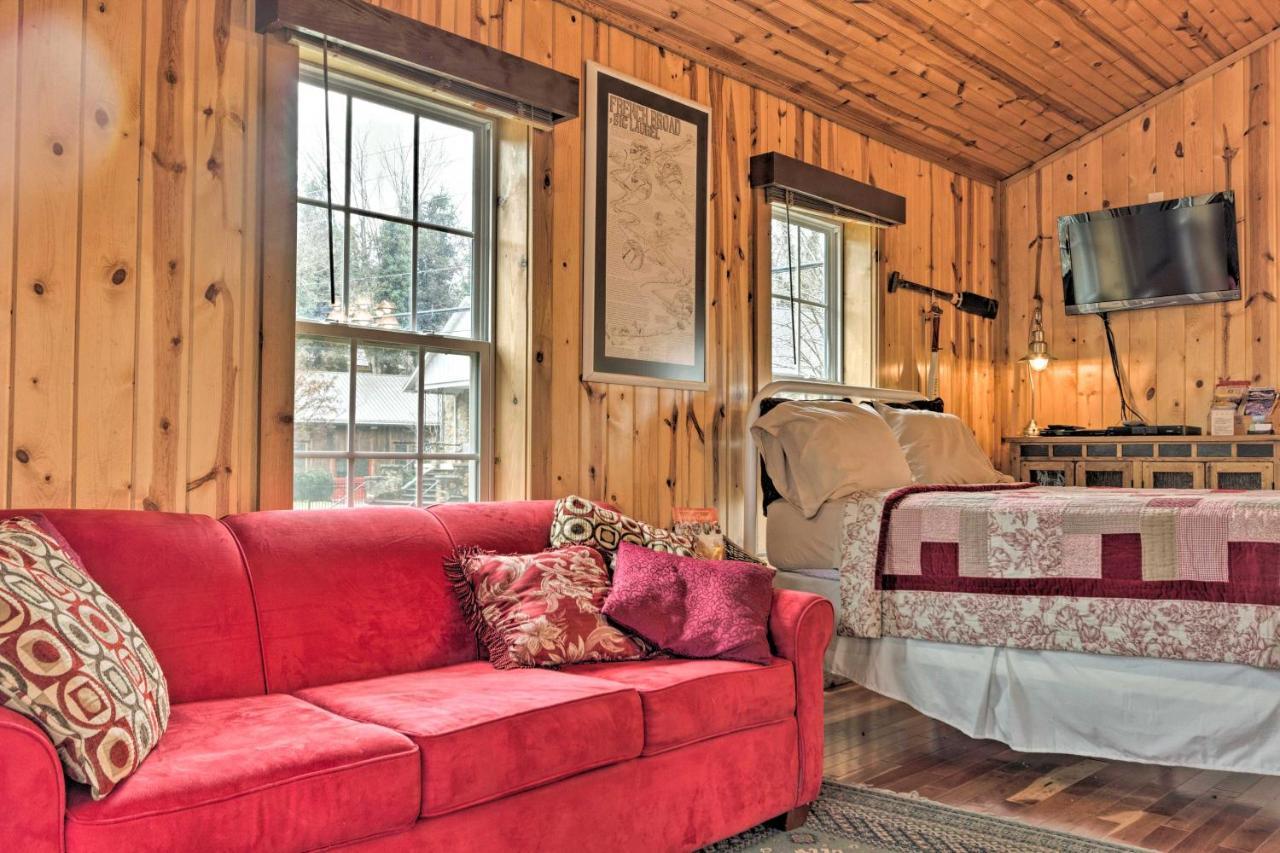 Appartamento The Boat House Creekside Getaway In Hot Springs! Esterno foto