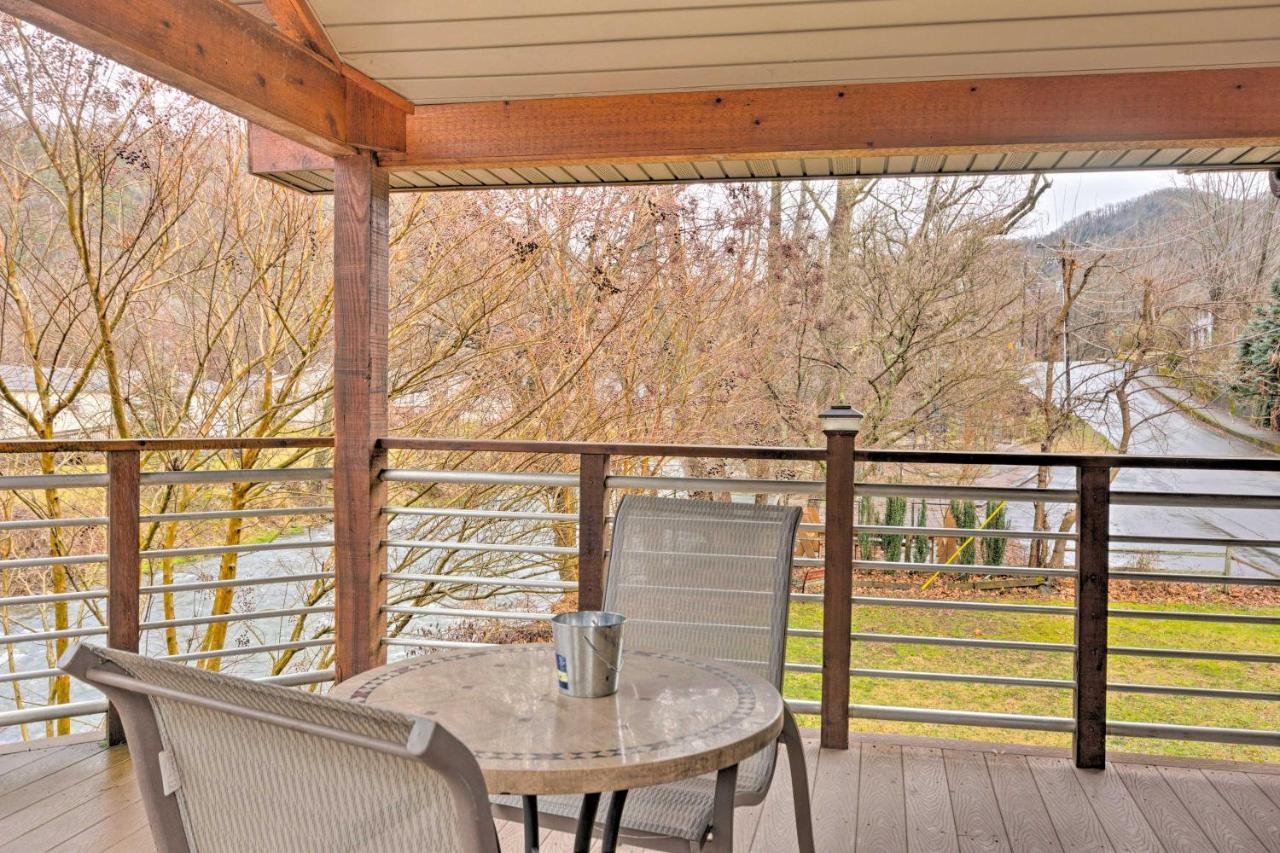 Appartamento The Boat House Creekside Getaway In Hot Springs! Esterno foto